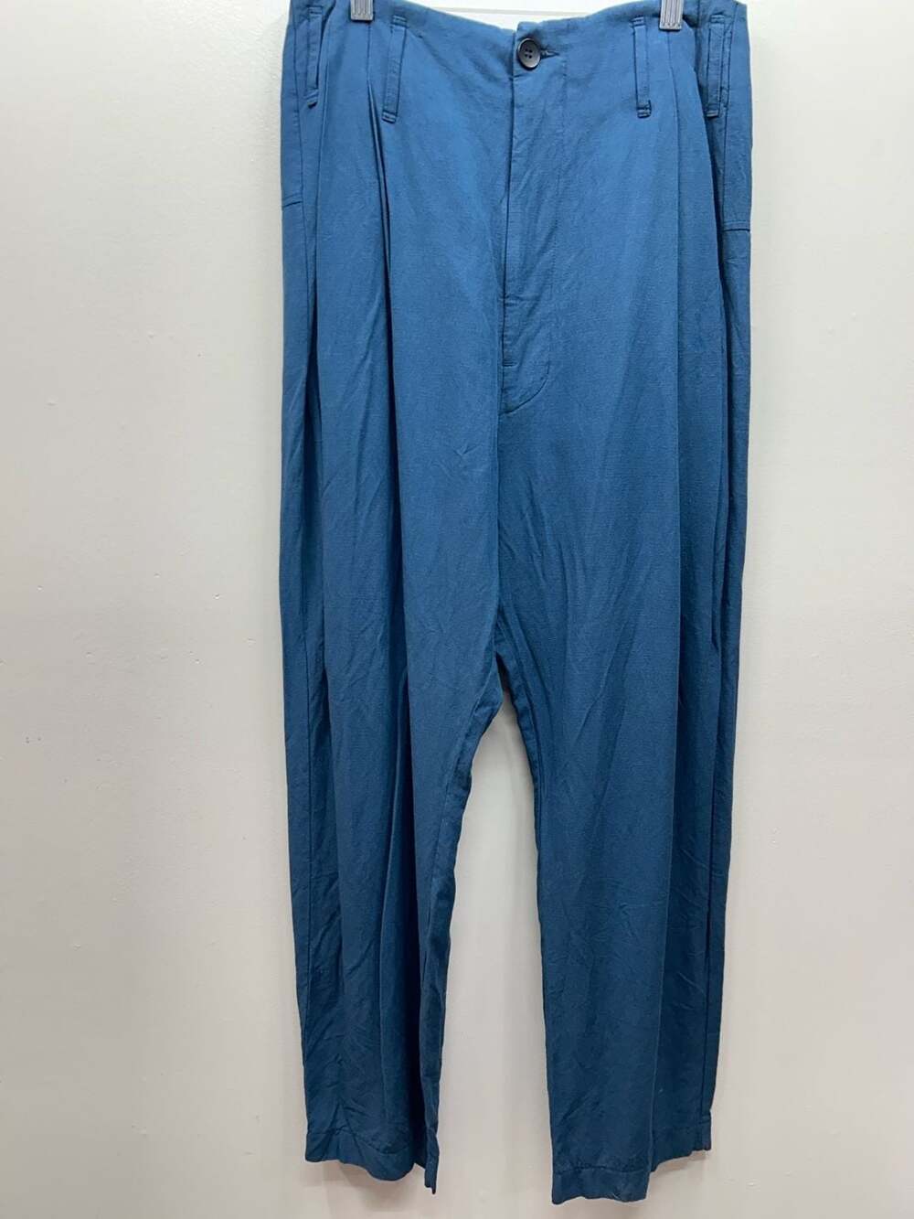 Syngman Cucala Barcelona Pleated Viscose Linen Blend Tapered Trousers